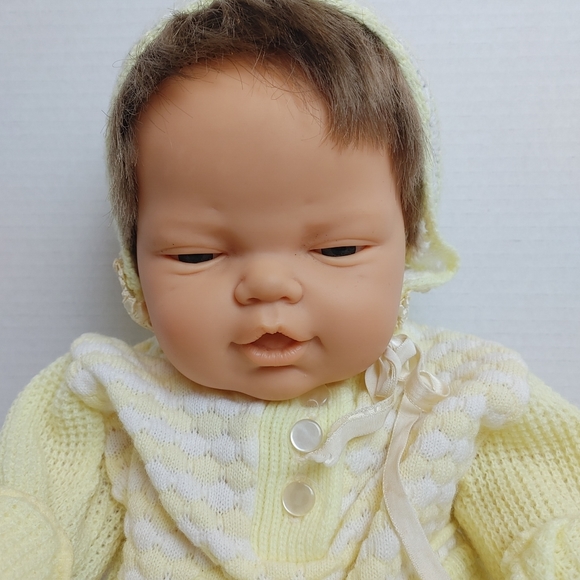 Betjusa baby doll life like - Picture 2 of 8